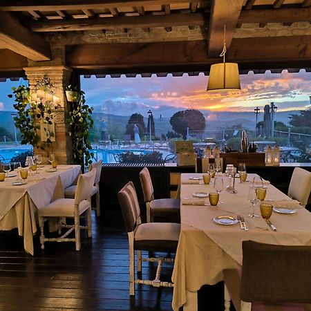 Relais Todini - Residenza D'Epoca - Luxury Historic House Buitenkant foto