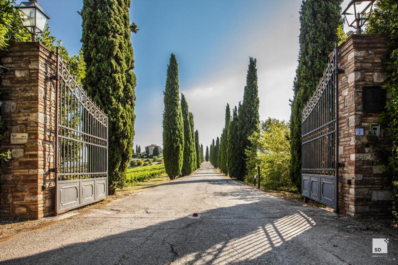 Relais Todini - Residenza D'Epoca - Luxury Historic House Buitenkant foto