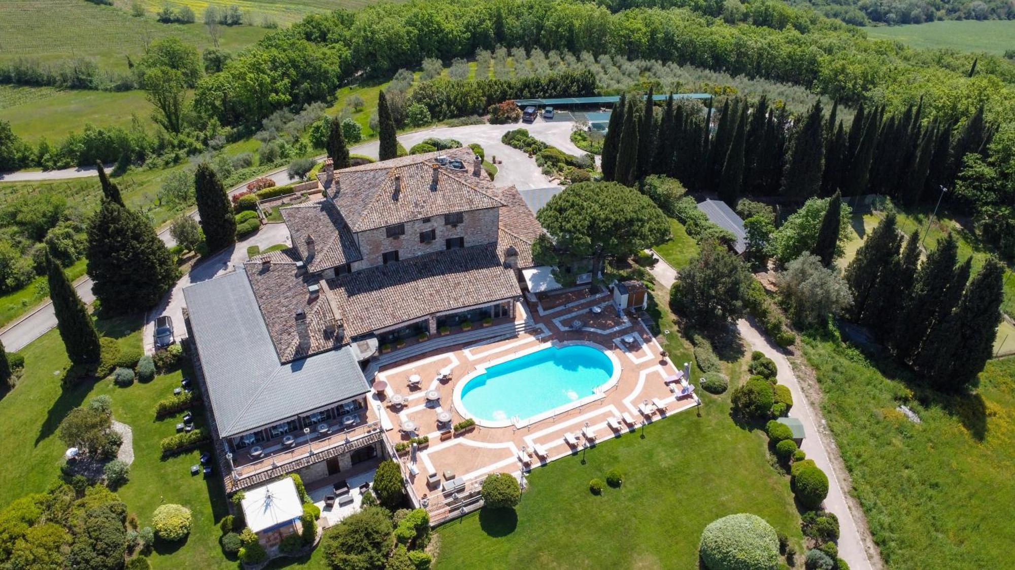 Relais Todini - Residenza D'Epoca - Luxury Historic House Buitenkant foto